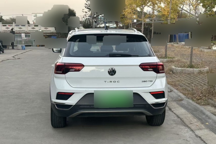 2022 Volkswagen T-ROC - Main View