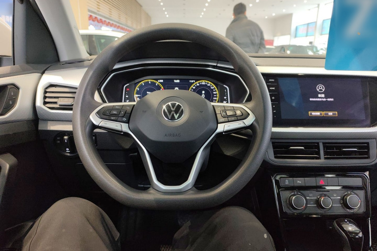 2021 Volkswagen Tanying - Main View