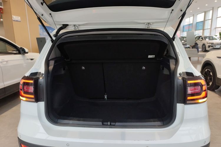 2021 Volkswagen Tanying - Main View