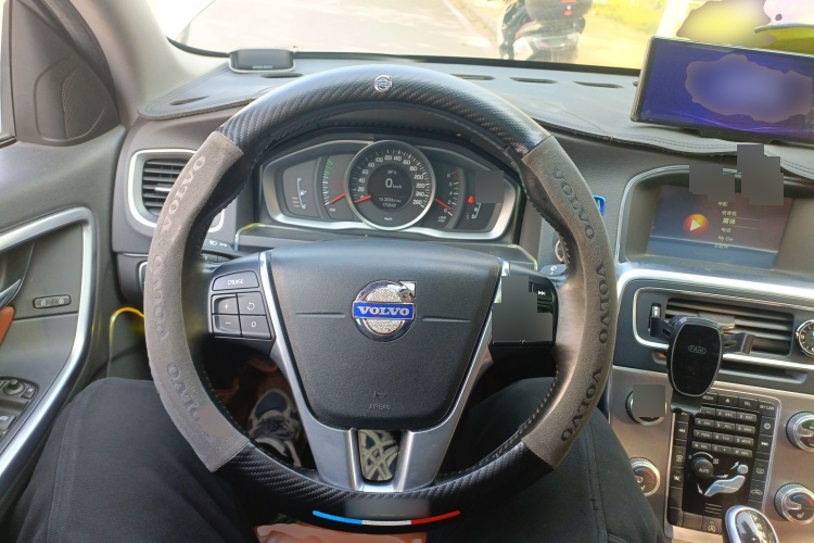 2014 Volvo S60 - Main View