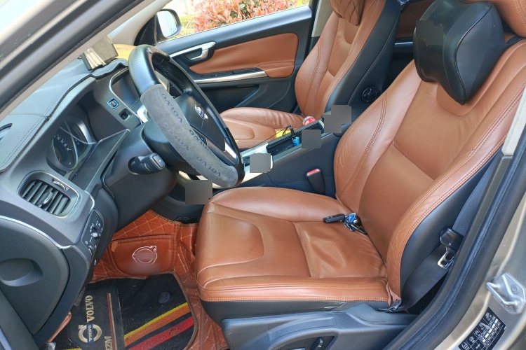 2014 Volvo S60 - Main View