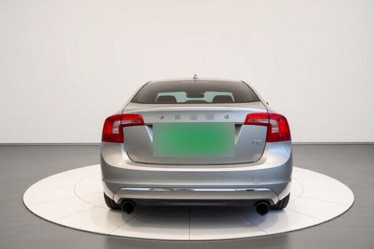 2014 Volvo S60 - Main View