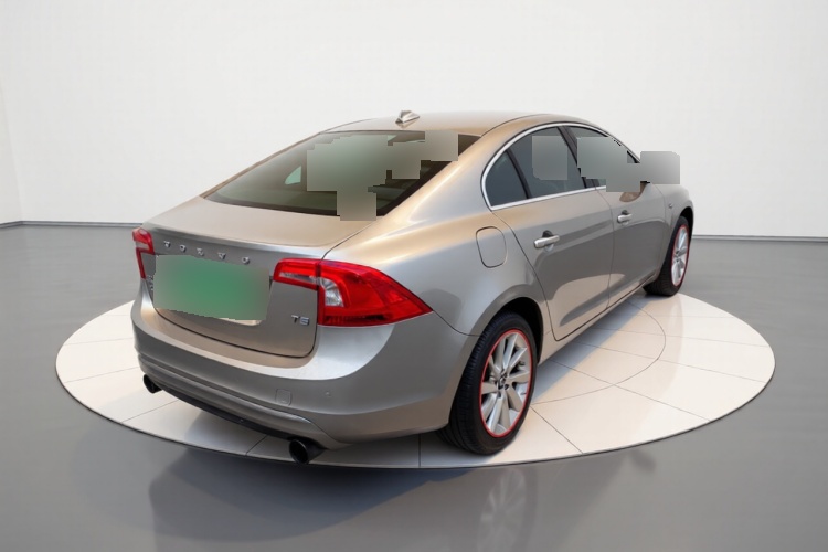 2014 Volvo S60 - Main View