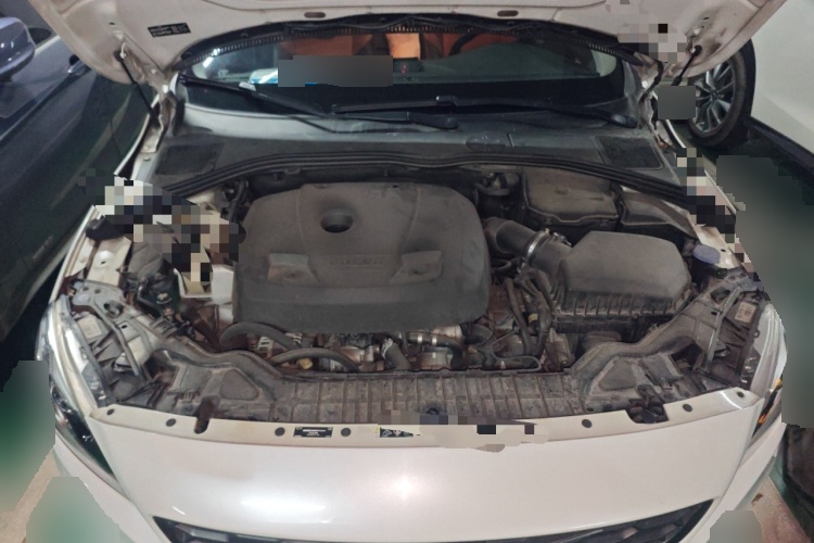 2017 Volvo V60 - Main View