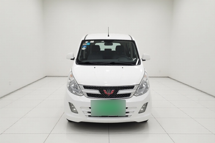 2016 Wuling Motors Wuling Rongguang V - Main View