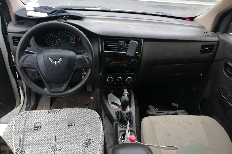 2016 Wuling Motors Wuling Rongguang V - Main View