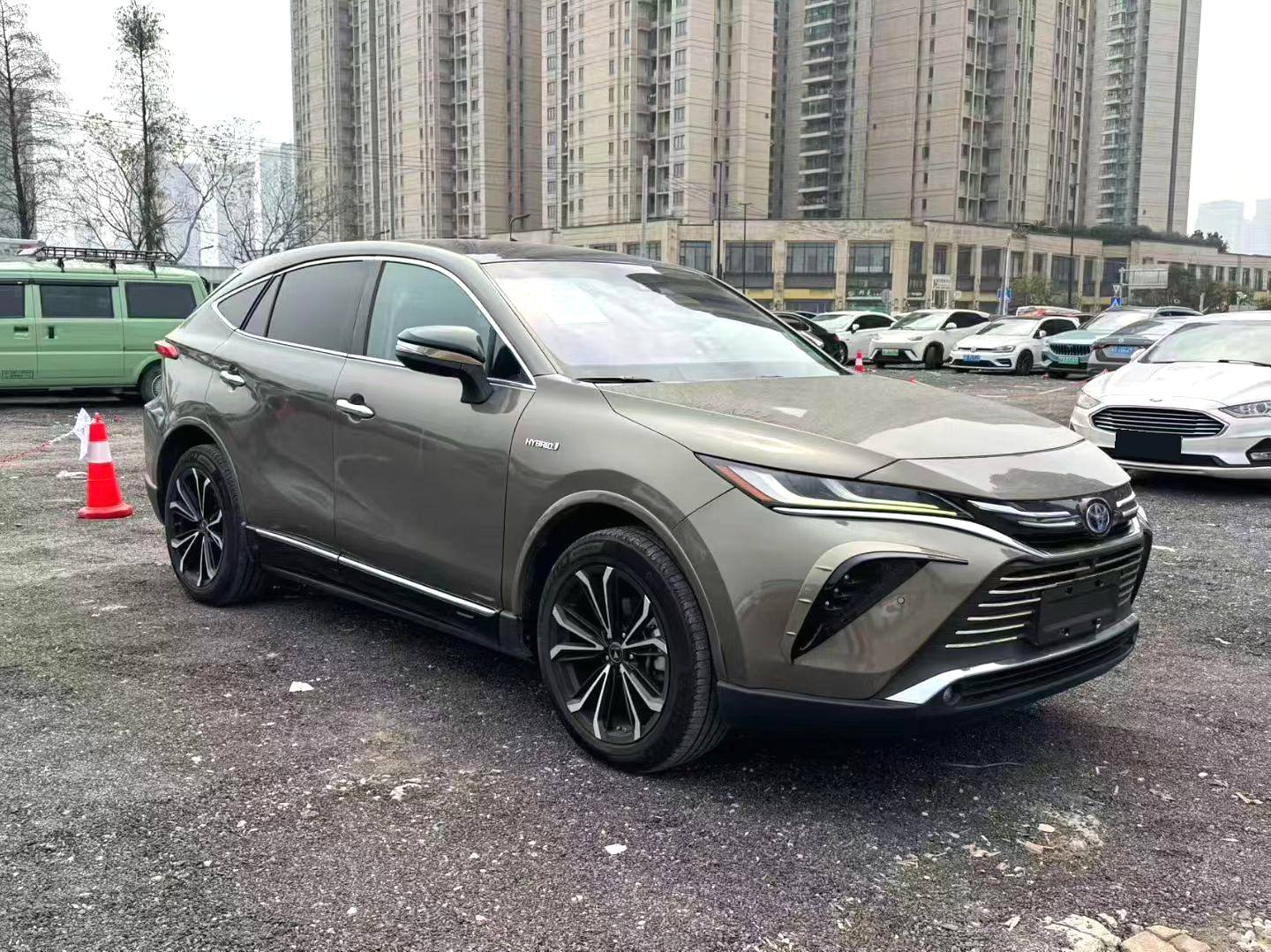 2021 Toyota Harrier Hybrid - Main View