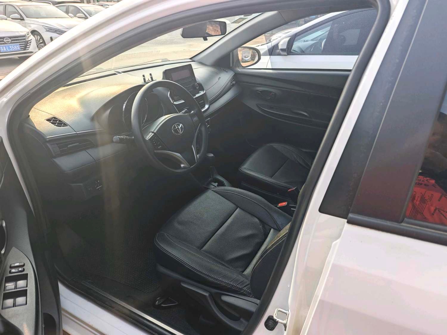 2022 Toyota Yaris L-Cross - Main View
