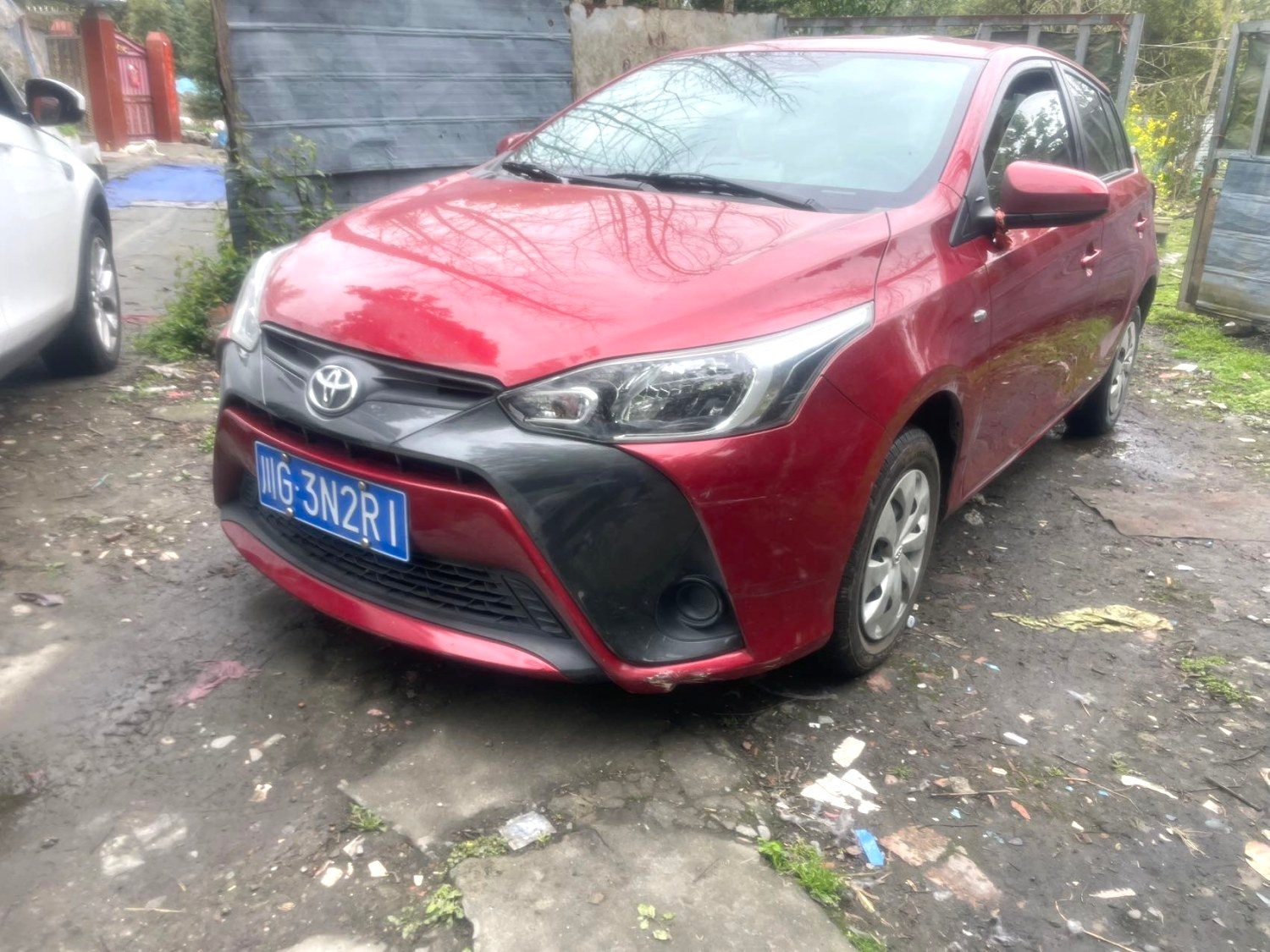 2016 Toyota Yaris L - Main View