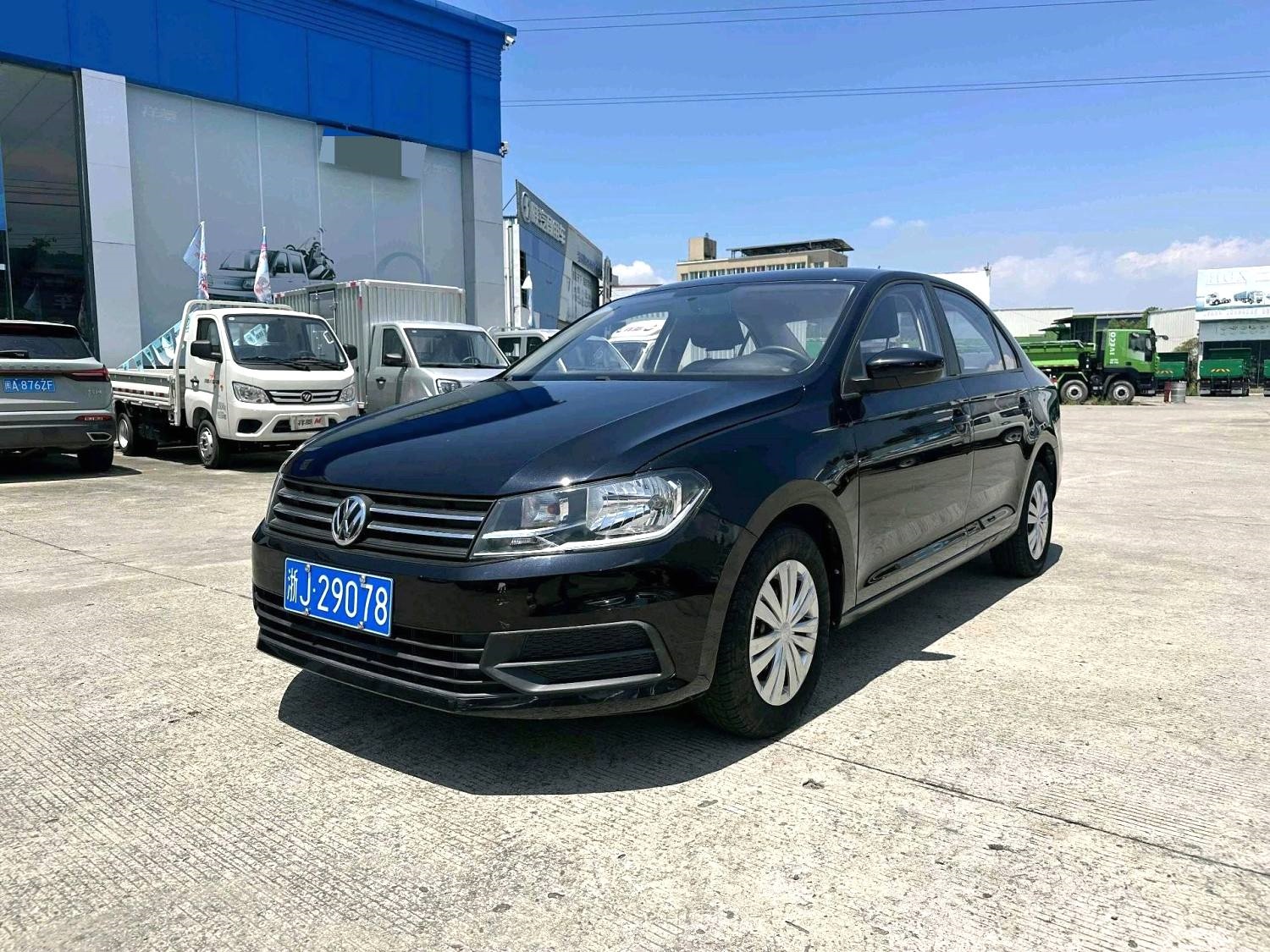 2017 Volkswagen Sangtana - Main View