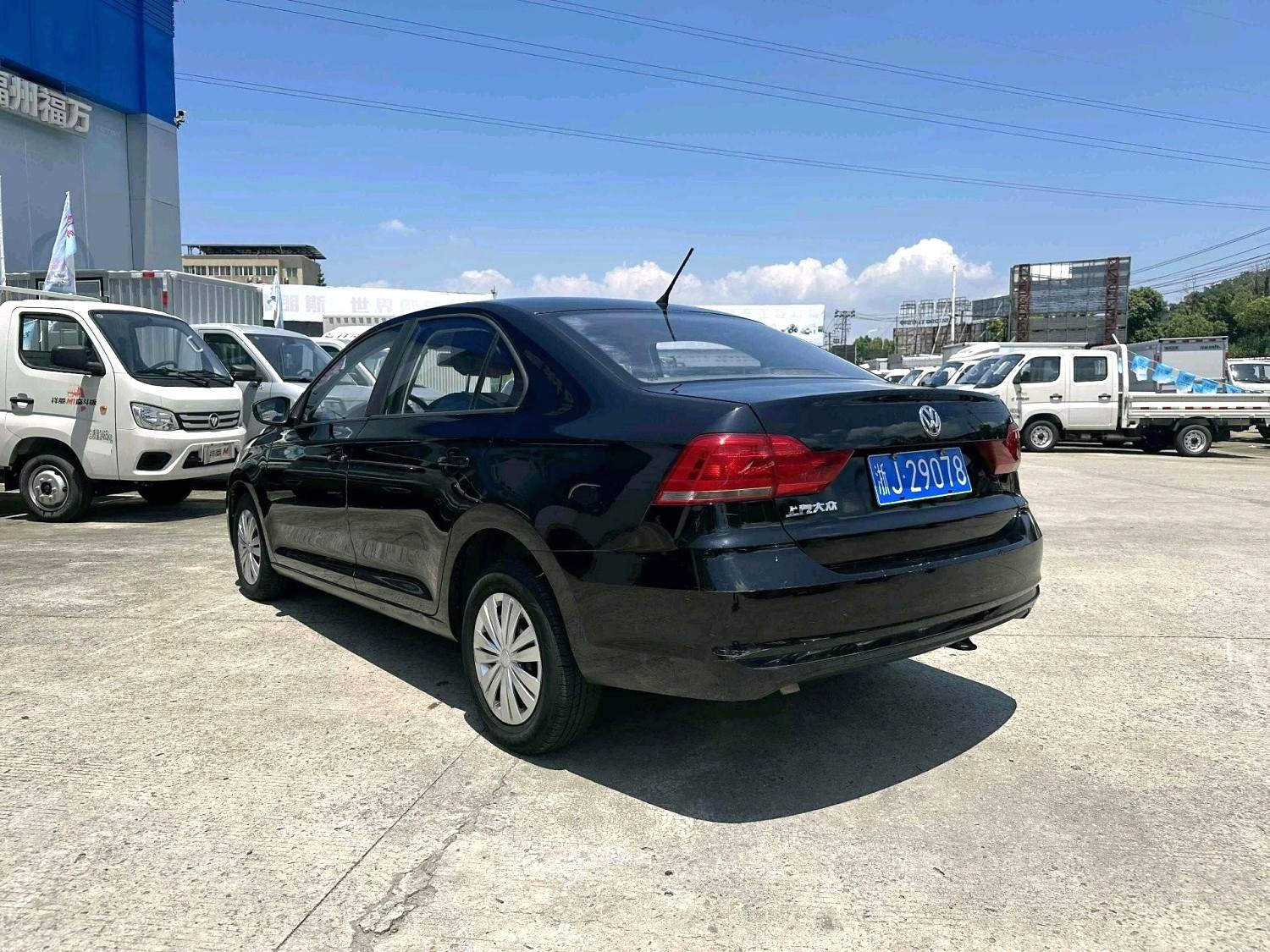 2017 Volkswagen Sangtana - Main View