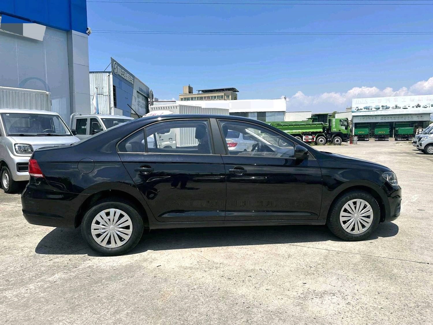 2017 Volkswagen Sangtana - Main View