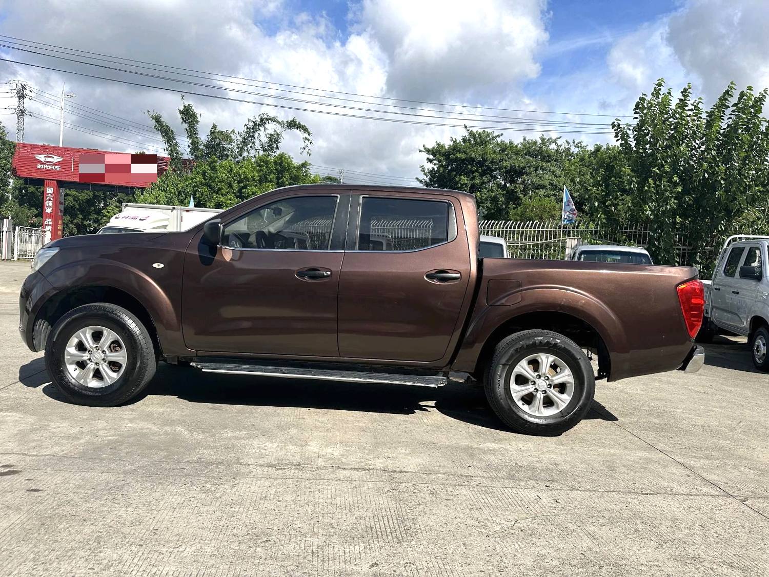 2017 Nissan Navara - Main View