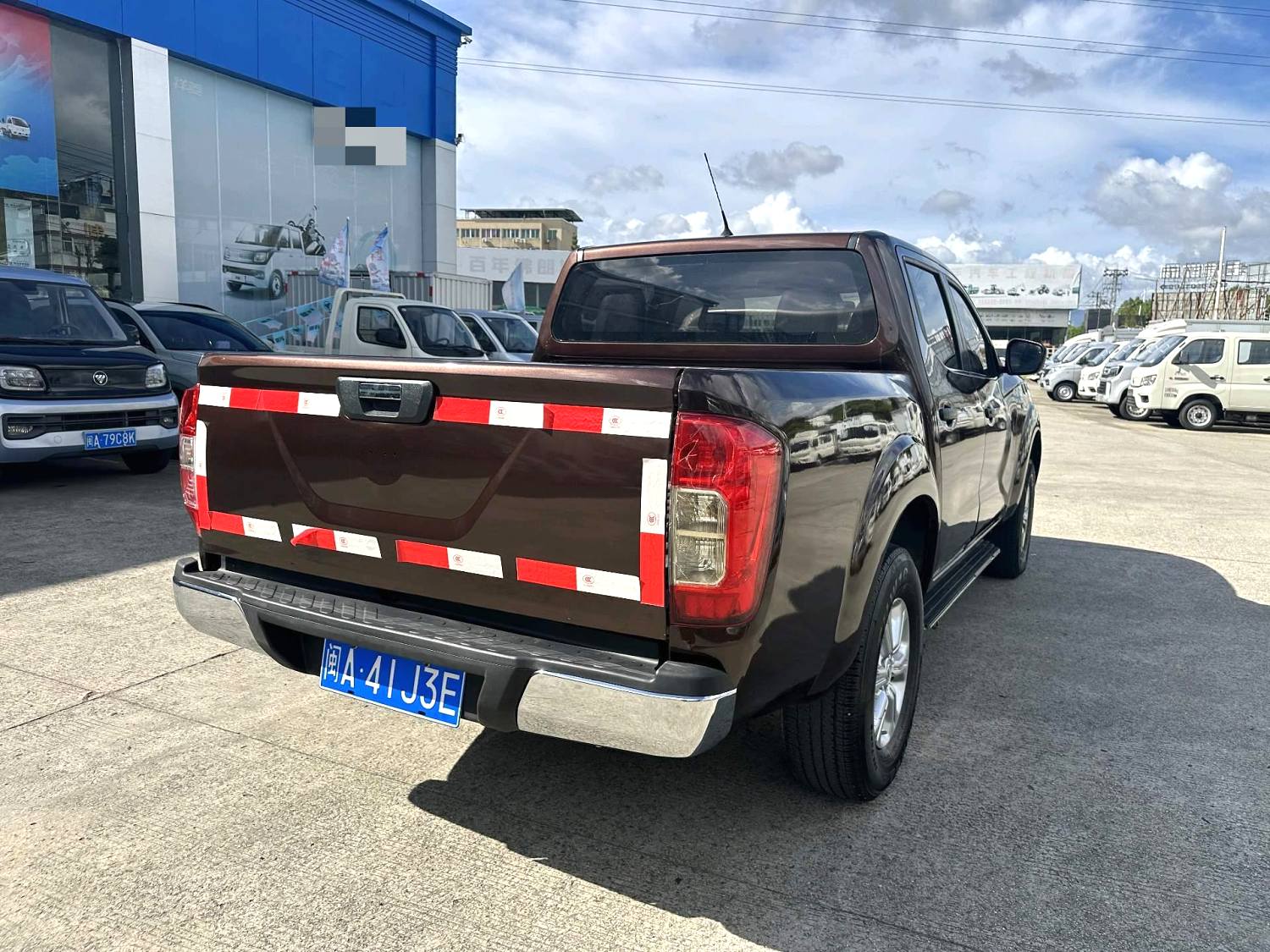 2017 Nissan Navara - Main View