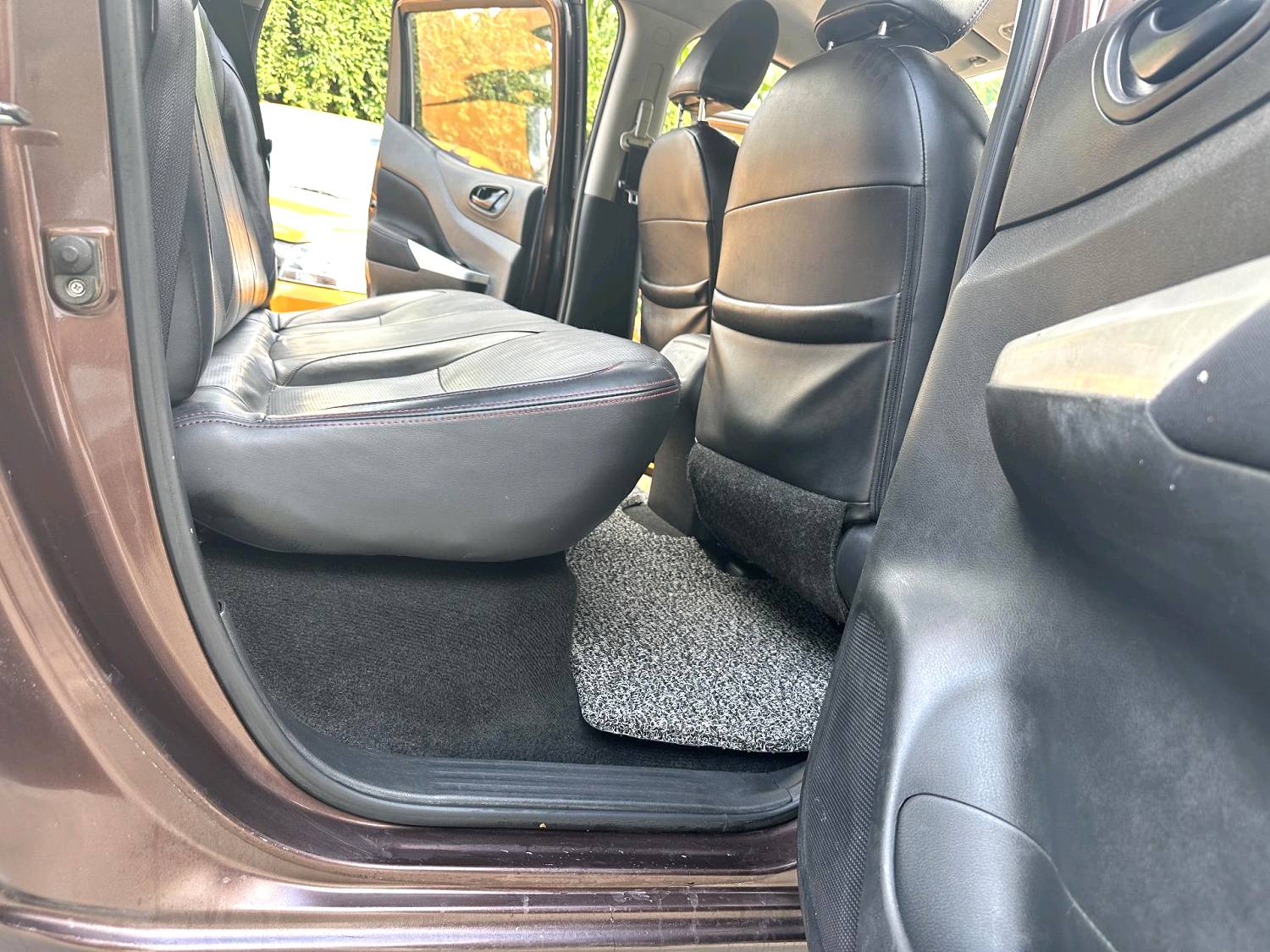 2017 Nissan Navara - Main View