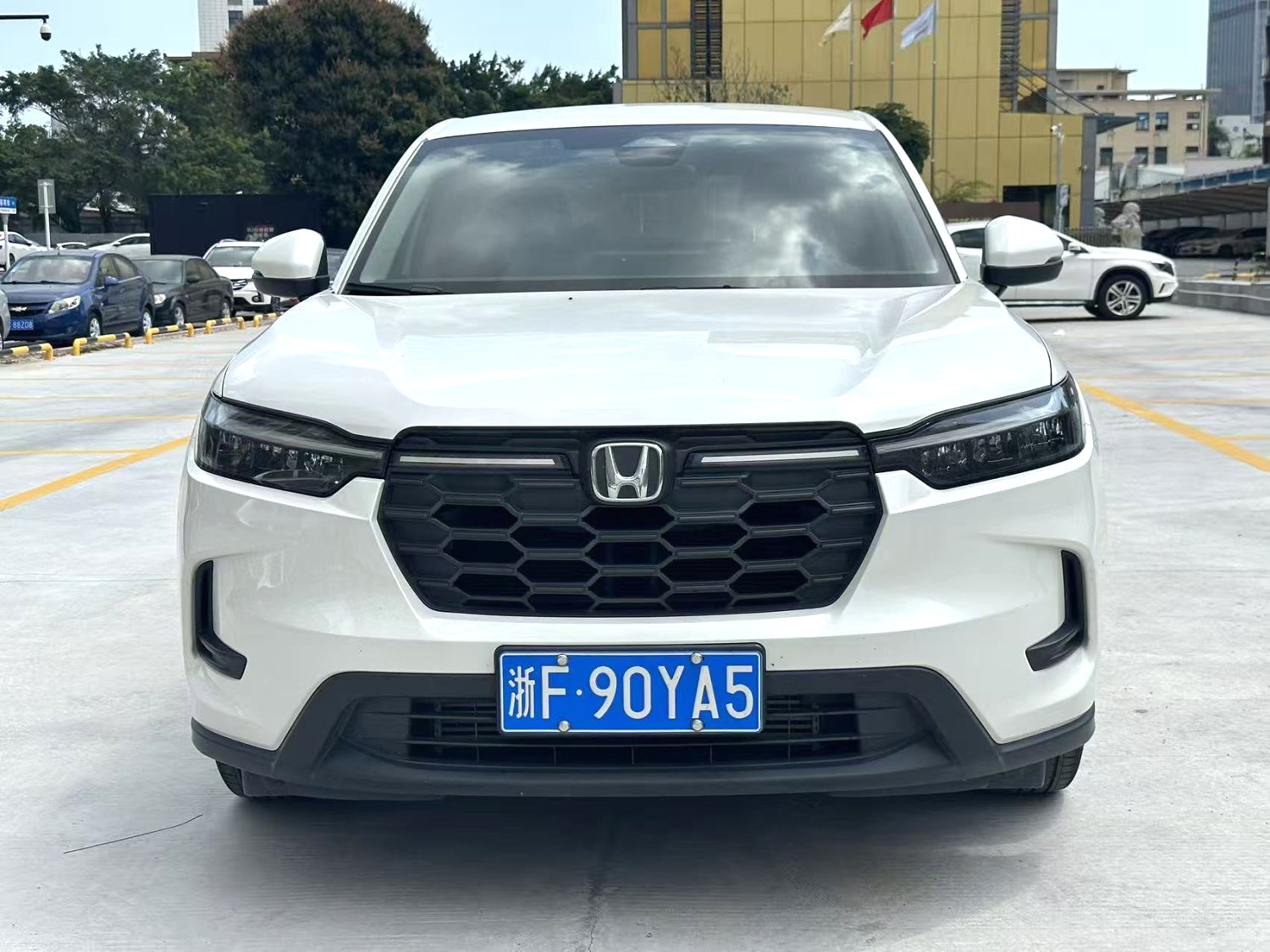 2023 Toyota HR-V - Main View