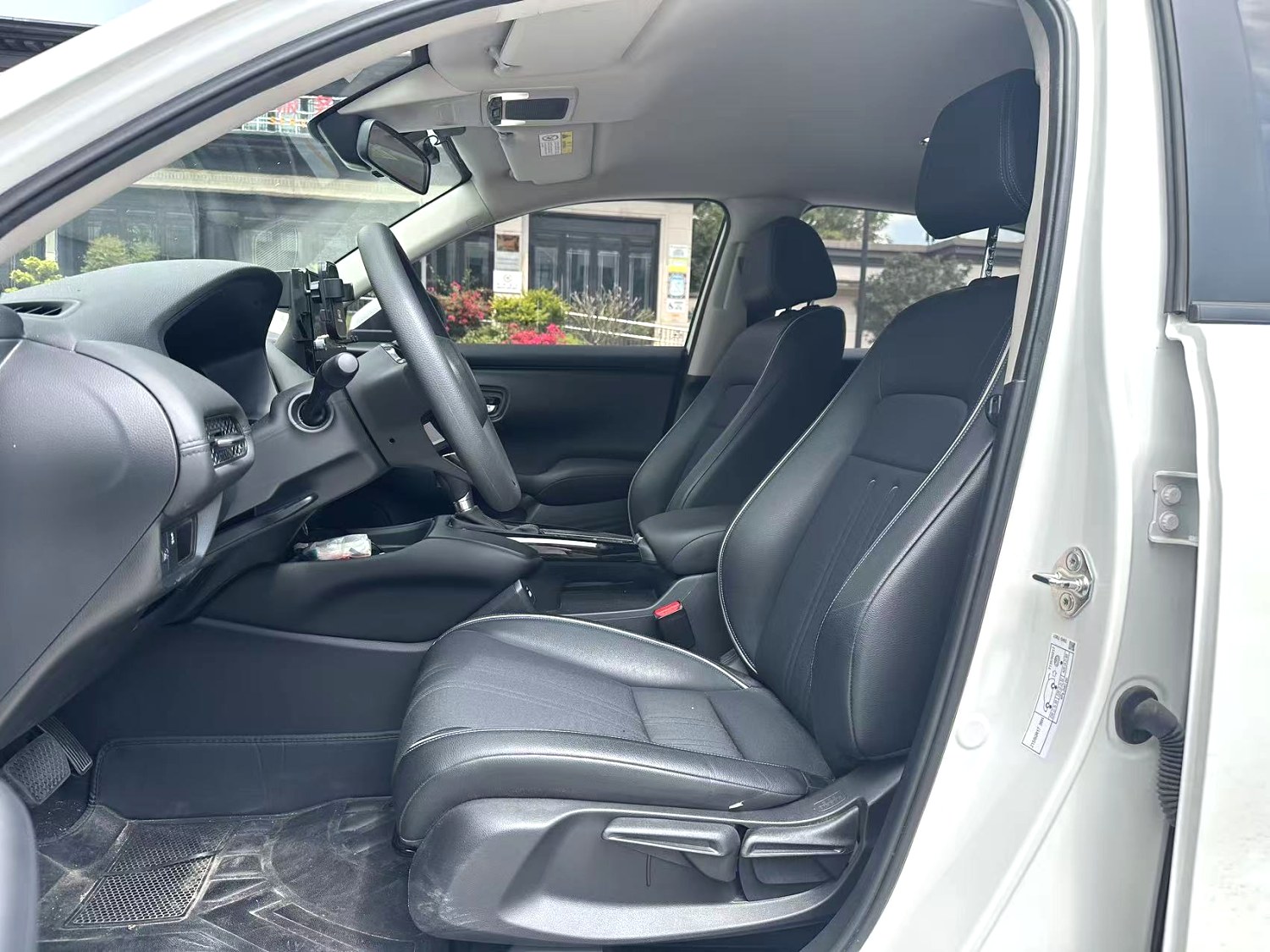2023 Toyota HR-V - Main View