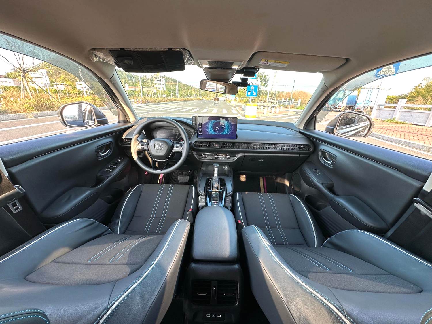 2023 Toyota HR-V - Main View