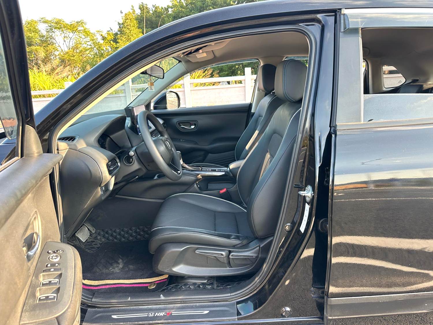 2023 Toyota HR-V - Main View