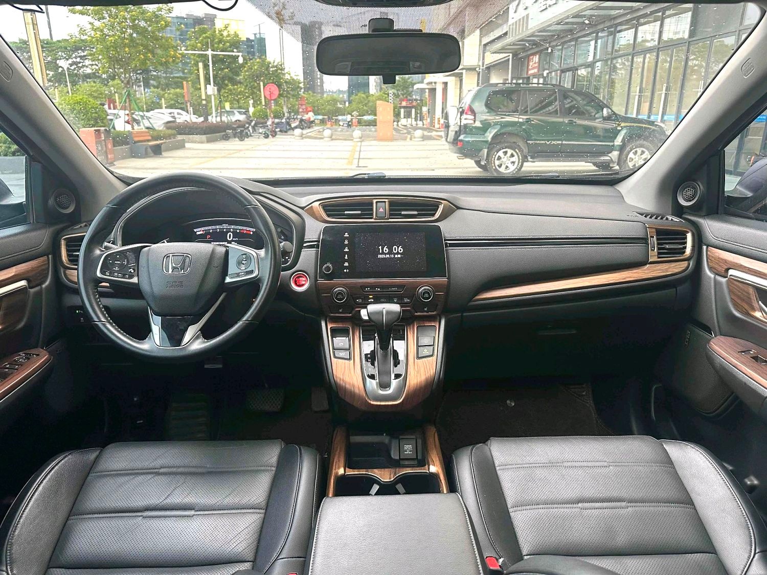 2018 Honda CR-V - Main View