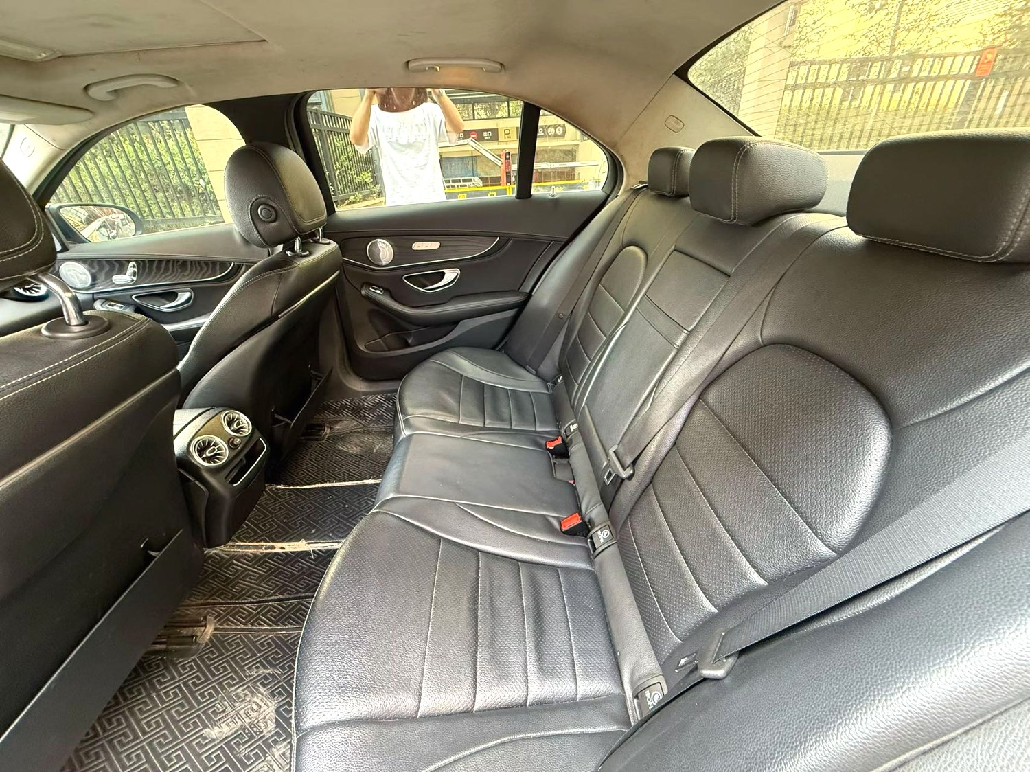2020 Benz C 200L - Main View