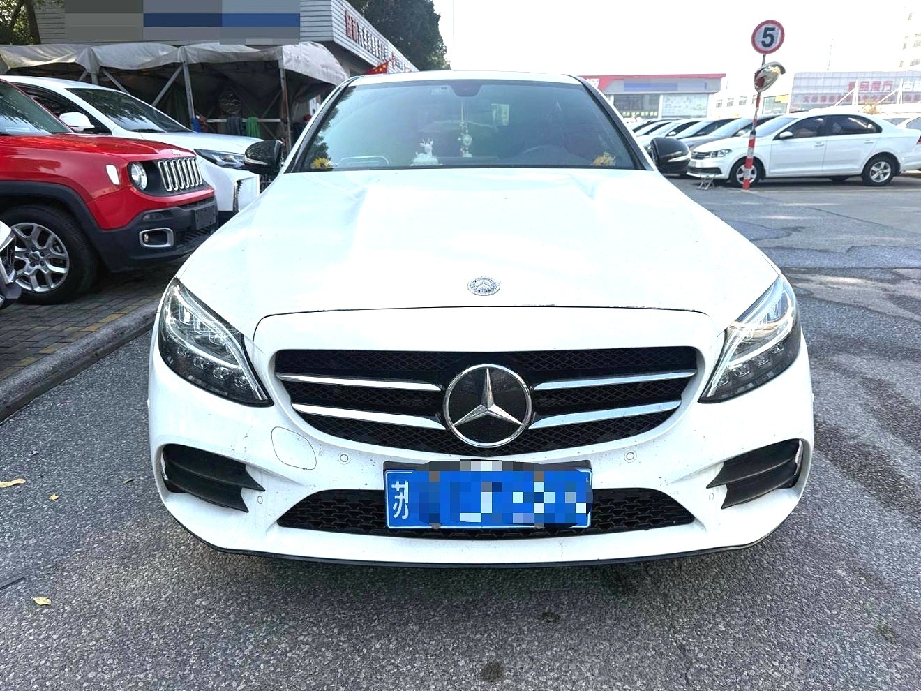 2020 Benz C 260L - Main View