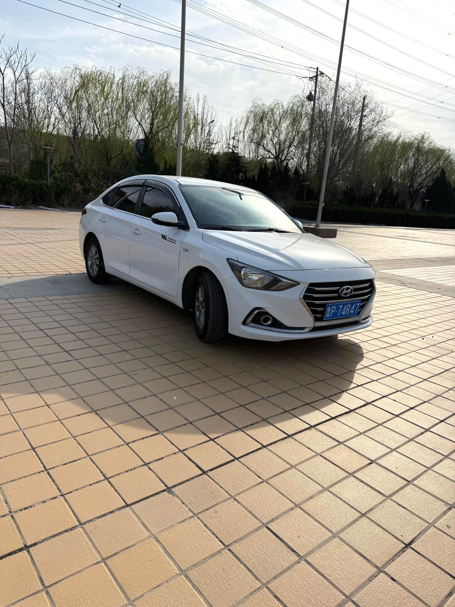 2018 Hyundai ELANTRA - Main View