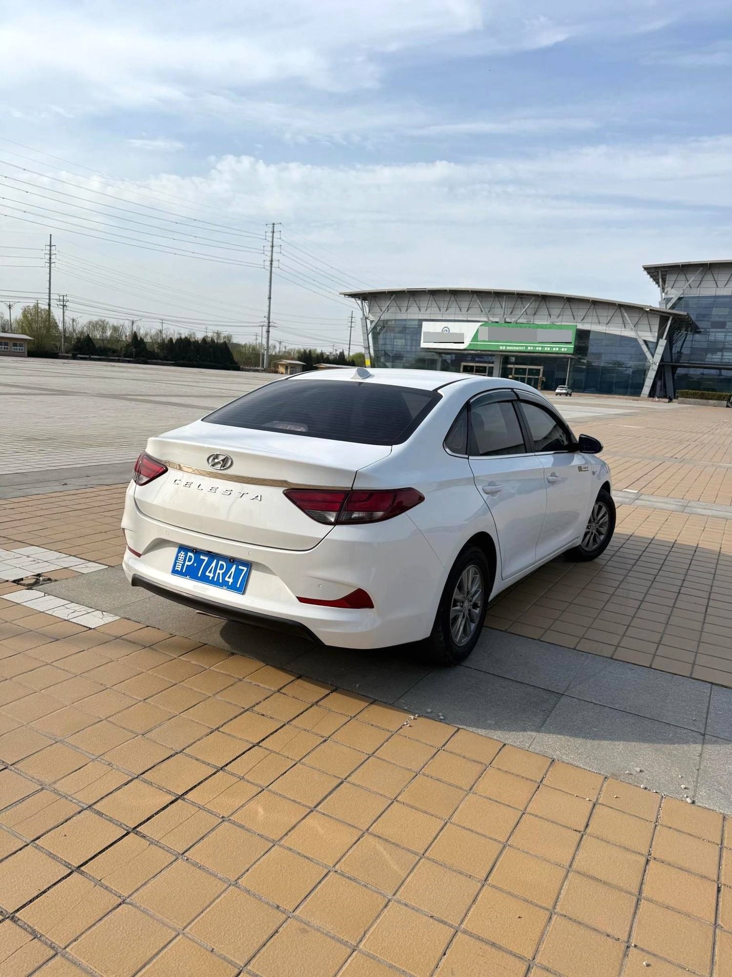 2018 Hyundai ELANTRA - Main View