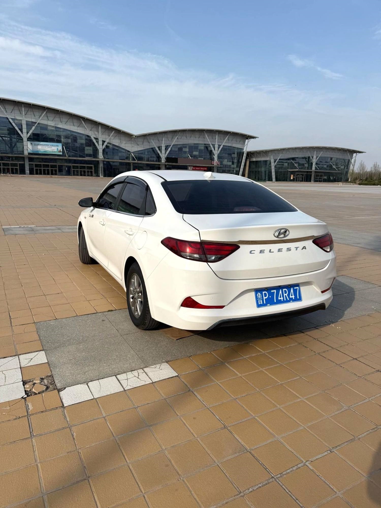 2018 Hyundai ELANTRA - Main View