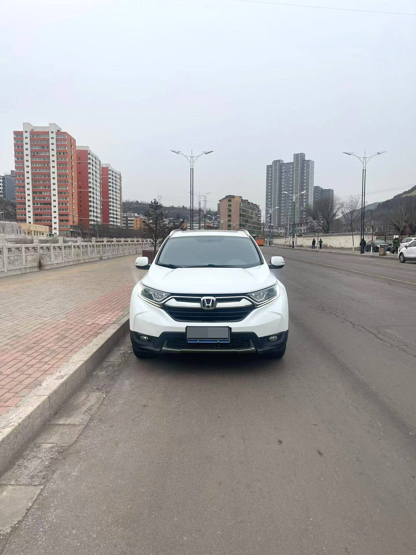 2017 Honda CR-V - Main View