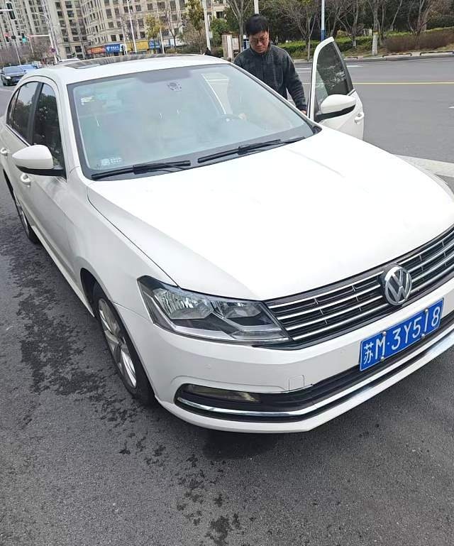 2018 VOLKESWAGEN Lavida - Main View