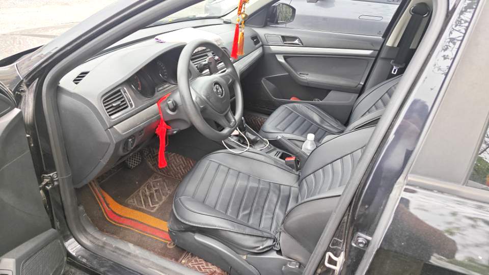2018 VOLKESWAGEN Lavida - Main View