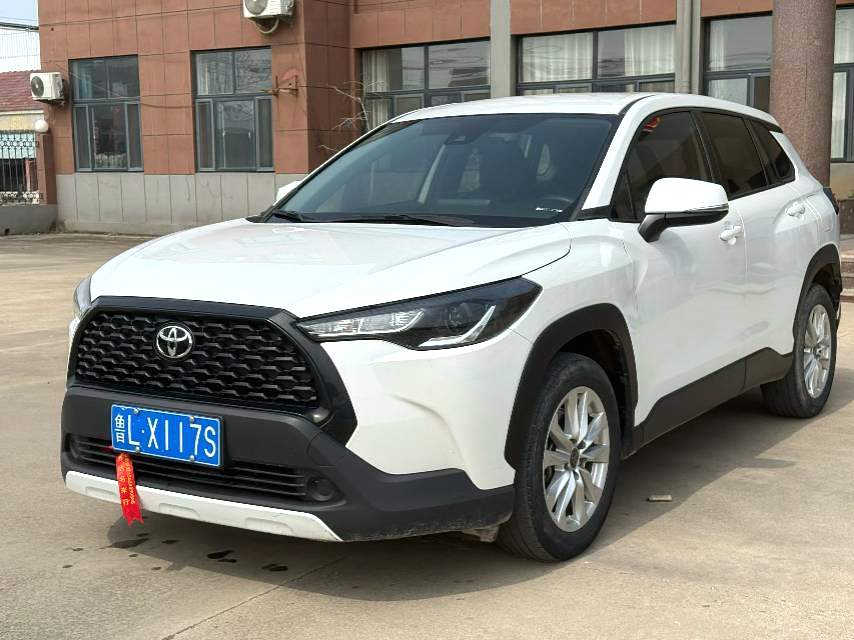2022 TOYOTA Corolla Cross - Main View