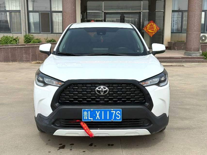 2022 TOYOTA Corolla Cross - Main View