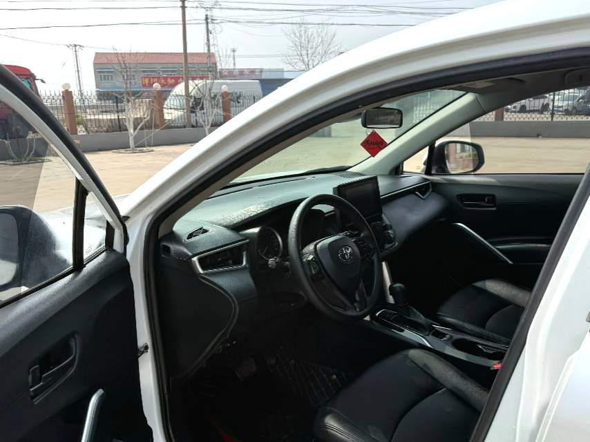 2022 TOYOTA Corolla Cross - Main View