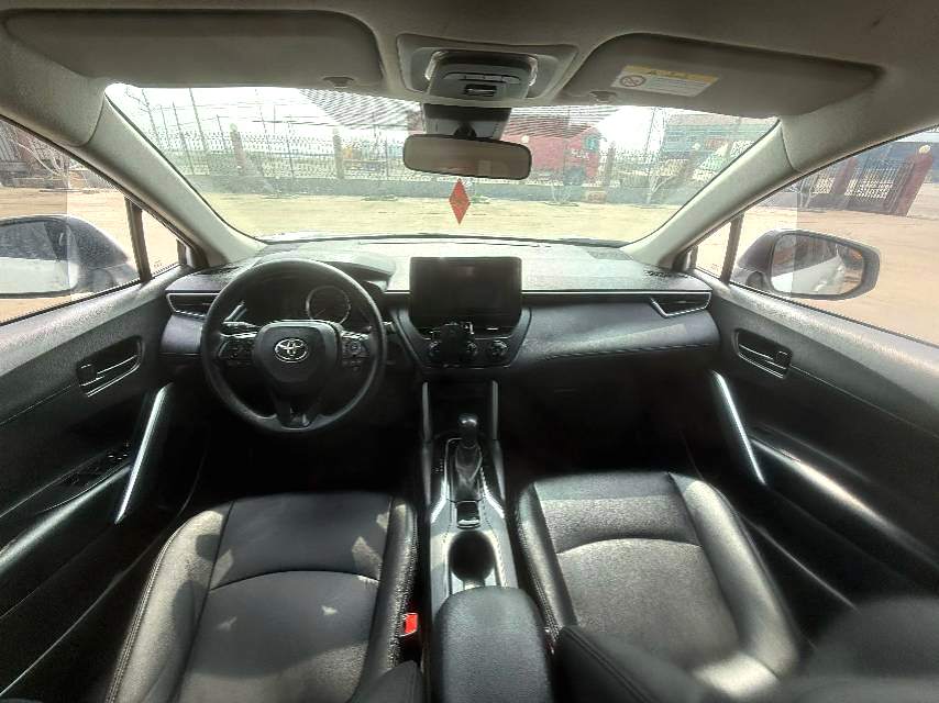 2022 TOYOTA Corolla Cross - Main View
