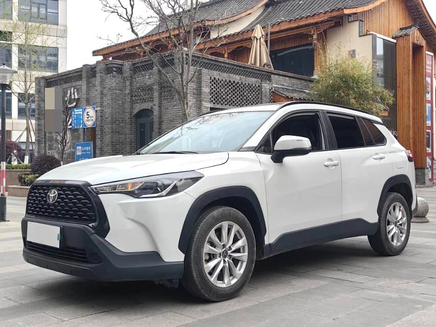 2022 TOYOTA Corolla Cross - Main View