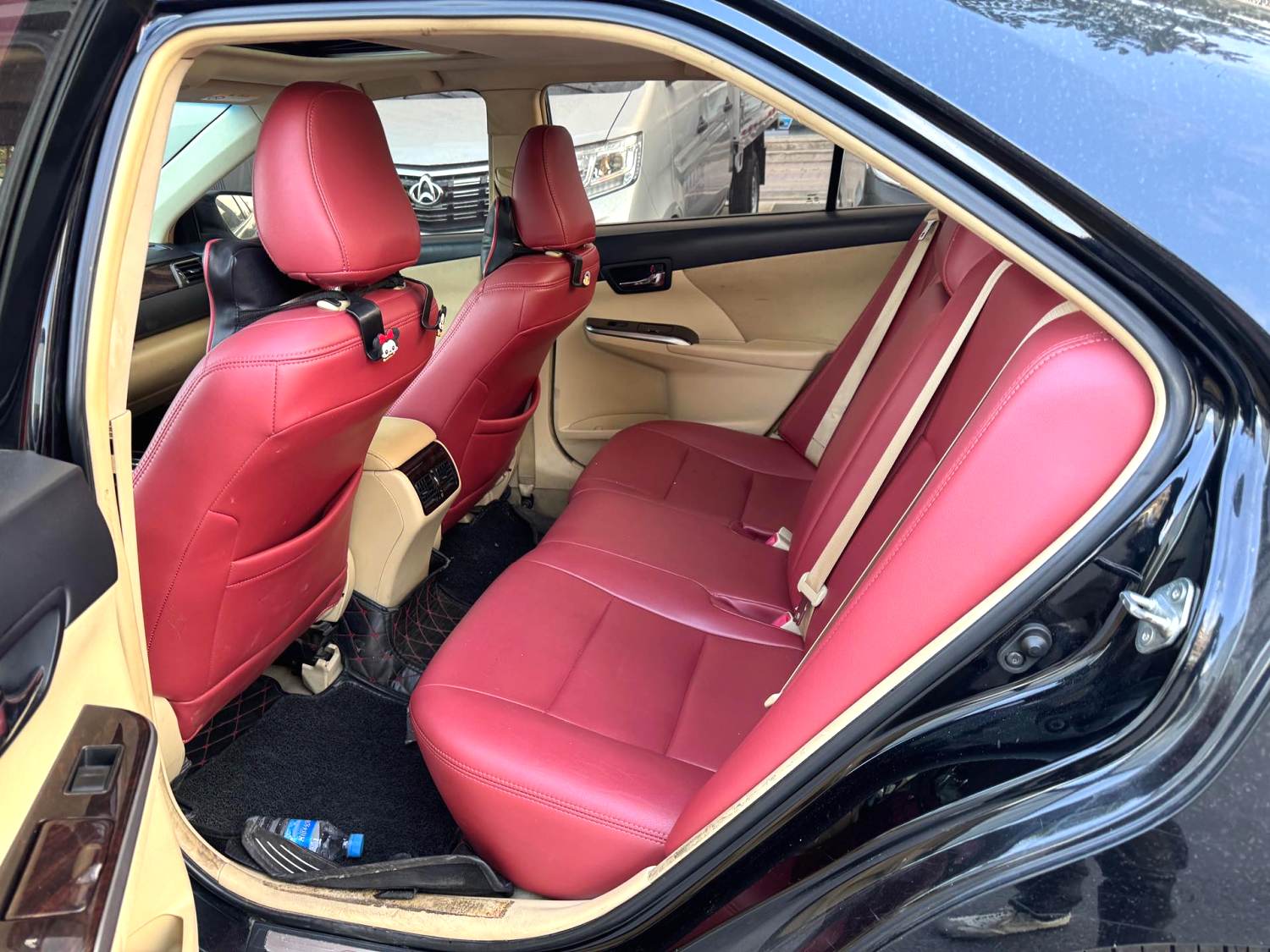 2015 TOYOTA Camry - Main View
