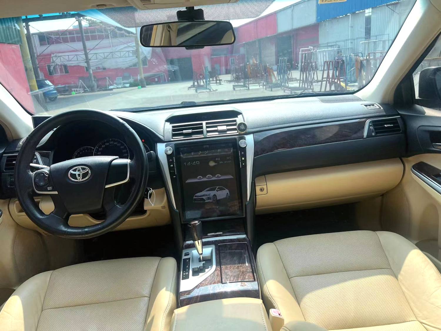 2016 TOYOTA Camry - Main View