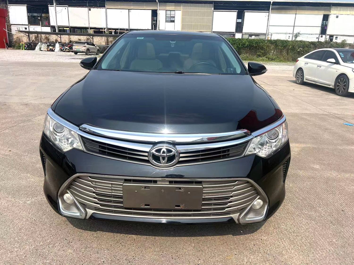 2016 TOYOTA Camry - Main View