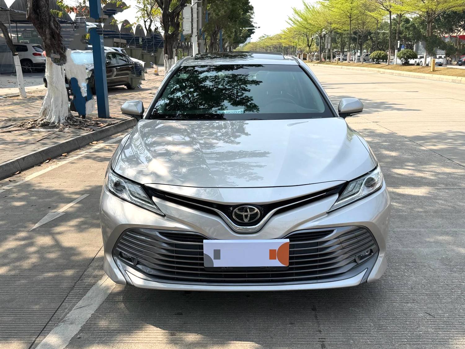 2018 TOYOTA Camry - Main View