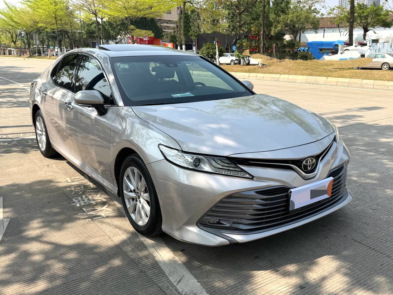 2018 TOYOTA Camry - Main View