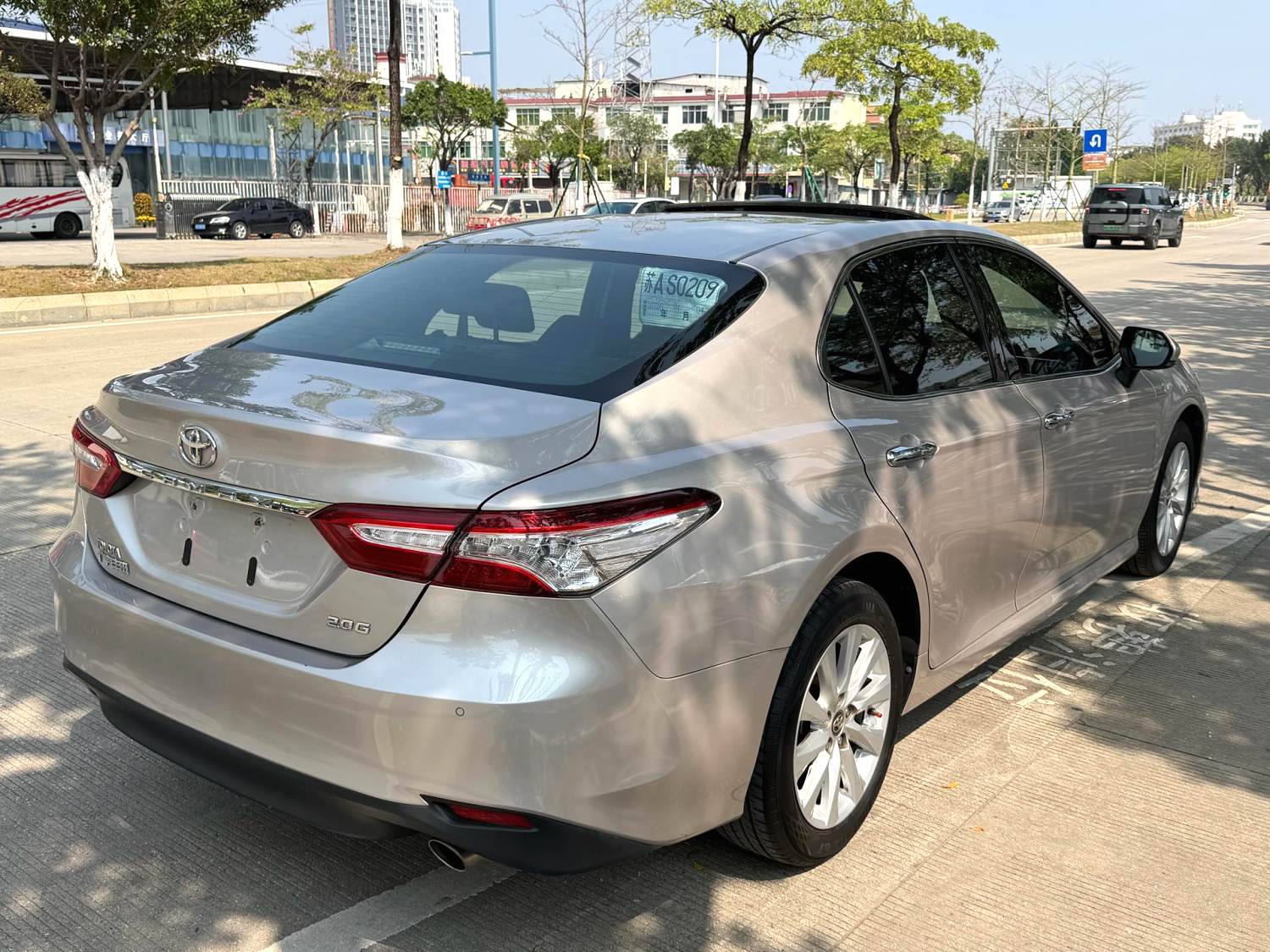 2018 TOYOTA Camry - Main View