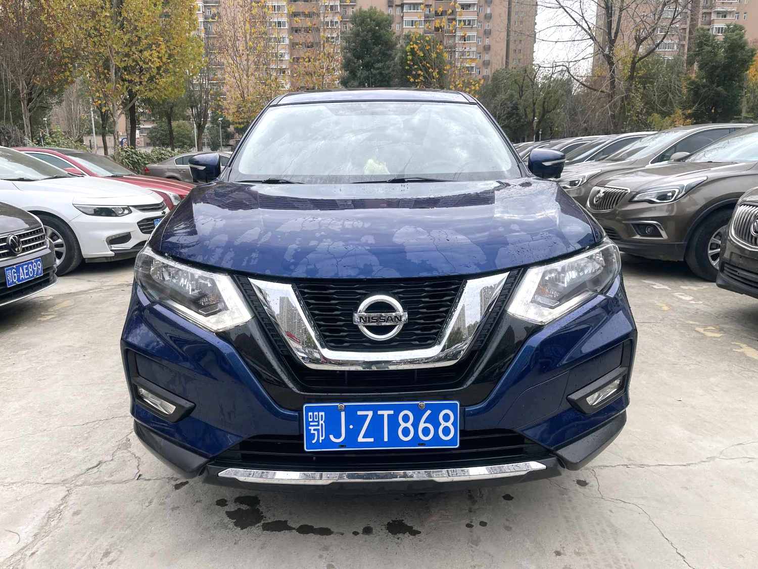 2017 Nissan X-TRAIL - Main View