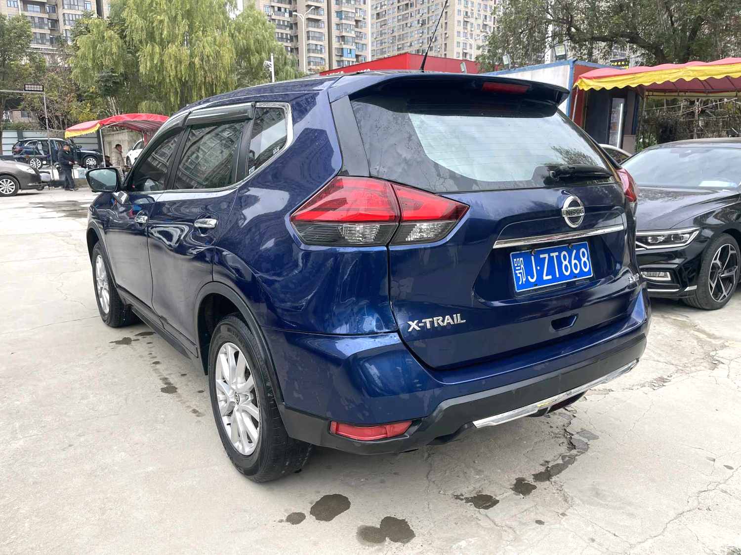 2017 Nissan X-TRAIL - Main View