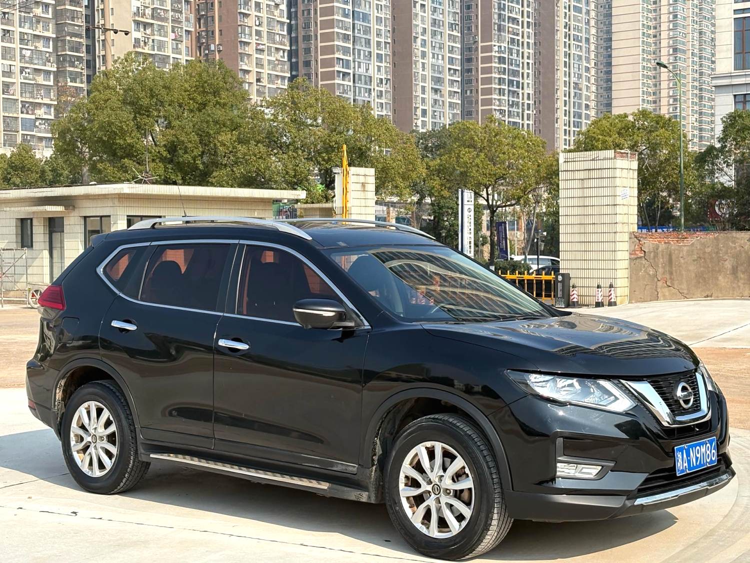2018 Nissan X-TRAIL - Main View