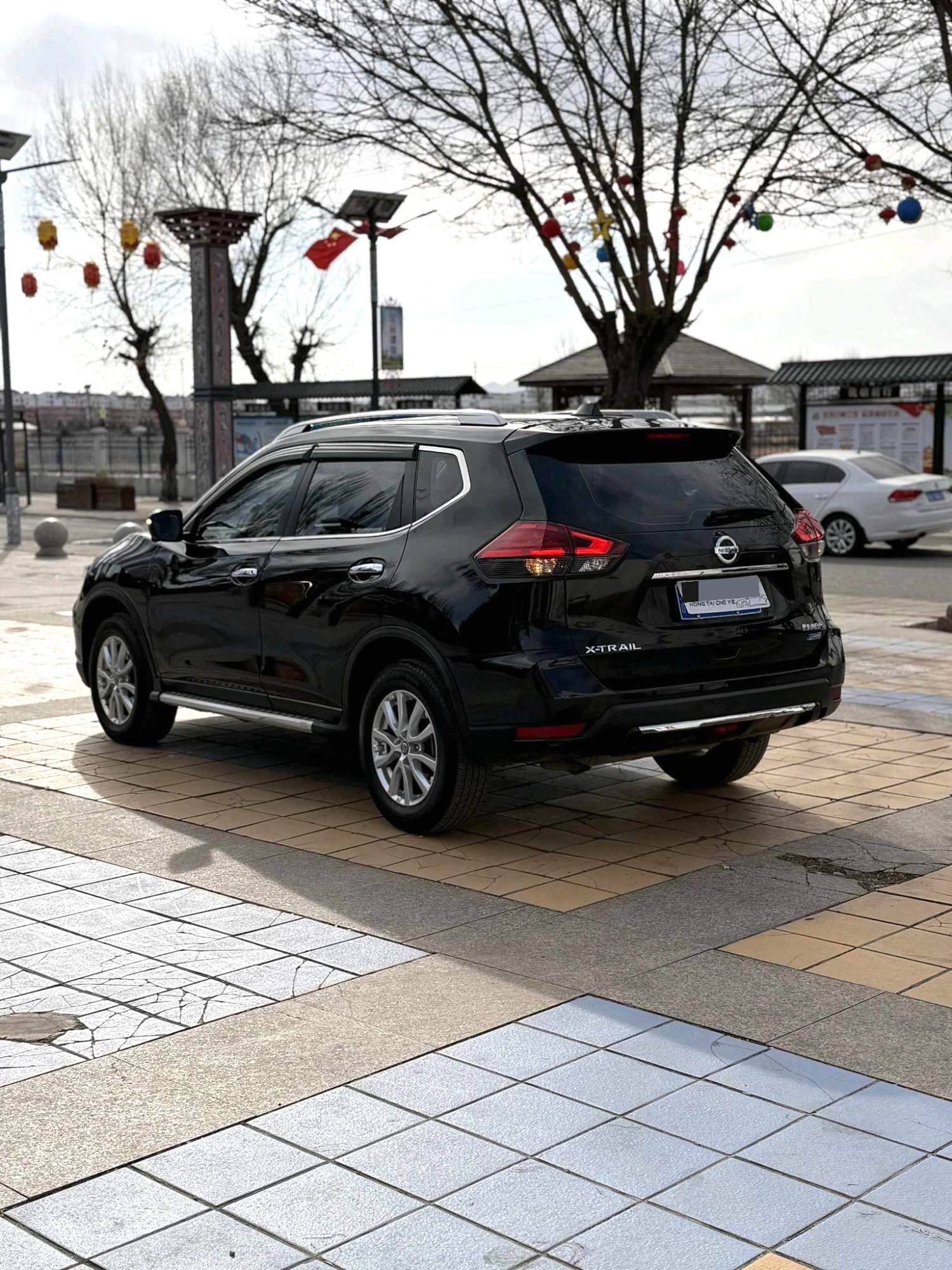 2017 Nissan X-TRAIL - Main View
