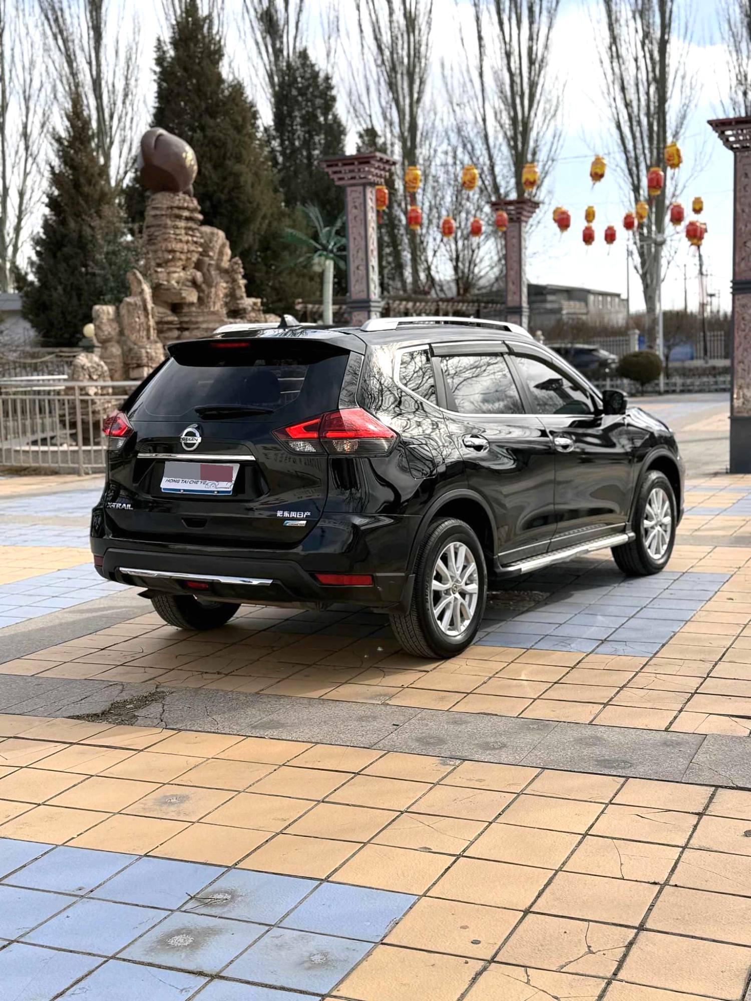2017 Nissan X-TRAIL - Main View