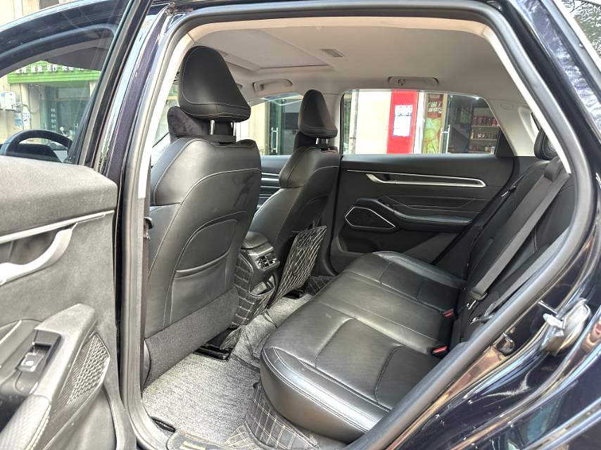 2022 Geely Emgrand - Main View
