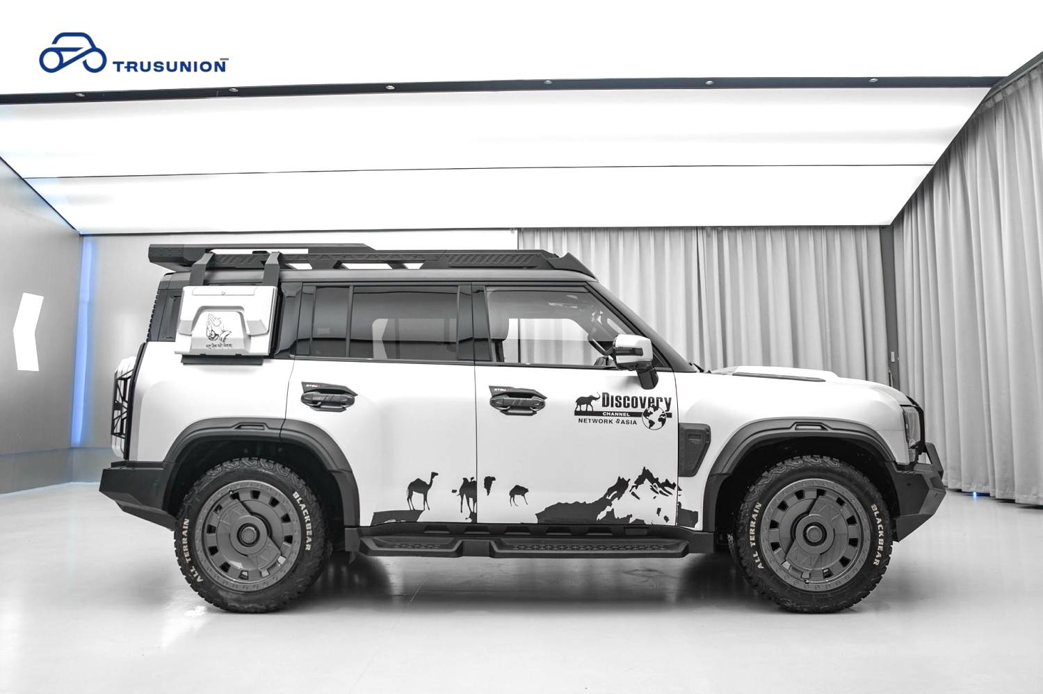 2024 Jetour Traveler Silver Dragon Wings - Main View